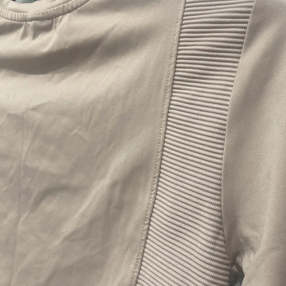 ECHT Women's Blush Pink Long Sleeve Crop Top Work Out Shirt Top Sz M - Picture 5 of 5